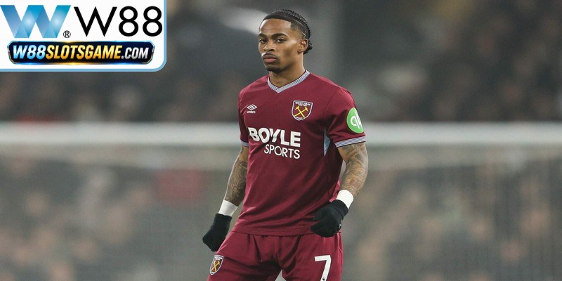 Manchester United theo đuổi Summerville tạo nên làn sóng lớn